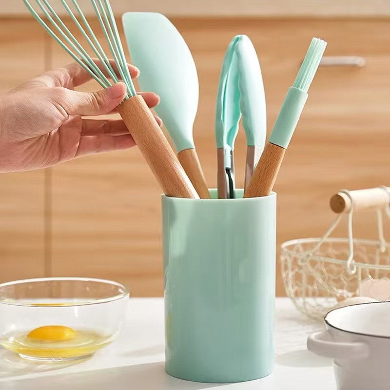 12PCS Silikon Kochgeschirr Set – Kitchen Gadgets Under $10 Bewertung und Preis