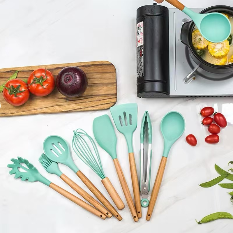 12PCS Silikon Kochgeschirr Set – Kitchen Gadgets Under $10 Bewertung und Preis